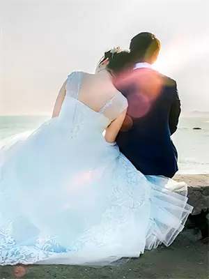 梨花满枝头,又是一年春